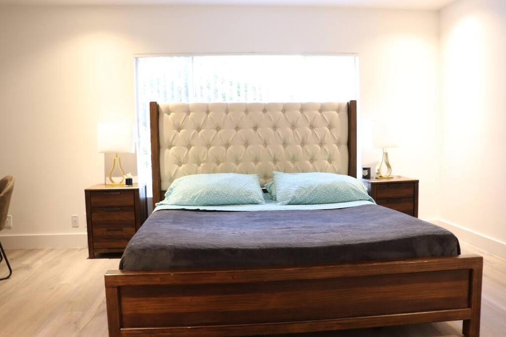 Heart Of West Hollywood 2 Bedroom 2 Bath With Pool - Los Angeles — Photos 2